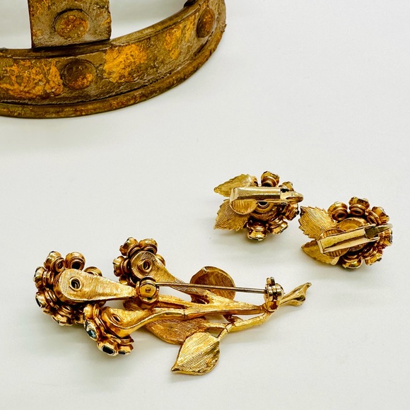 Vintage Rhinestone Brooch Demi Parure Set - Picture 5 of 14